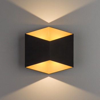 T8141  TRIANGLES LED
